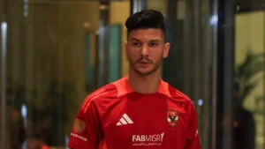 أشرف داري يحدد 3 شروط أساسية للموافقة على الرحيل من الأهلي